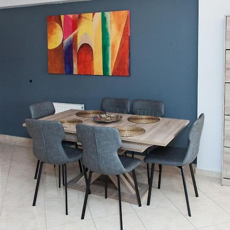 Beautiful, Deluxe Kallithea Apt Athen Exterior foto
